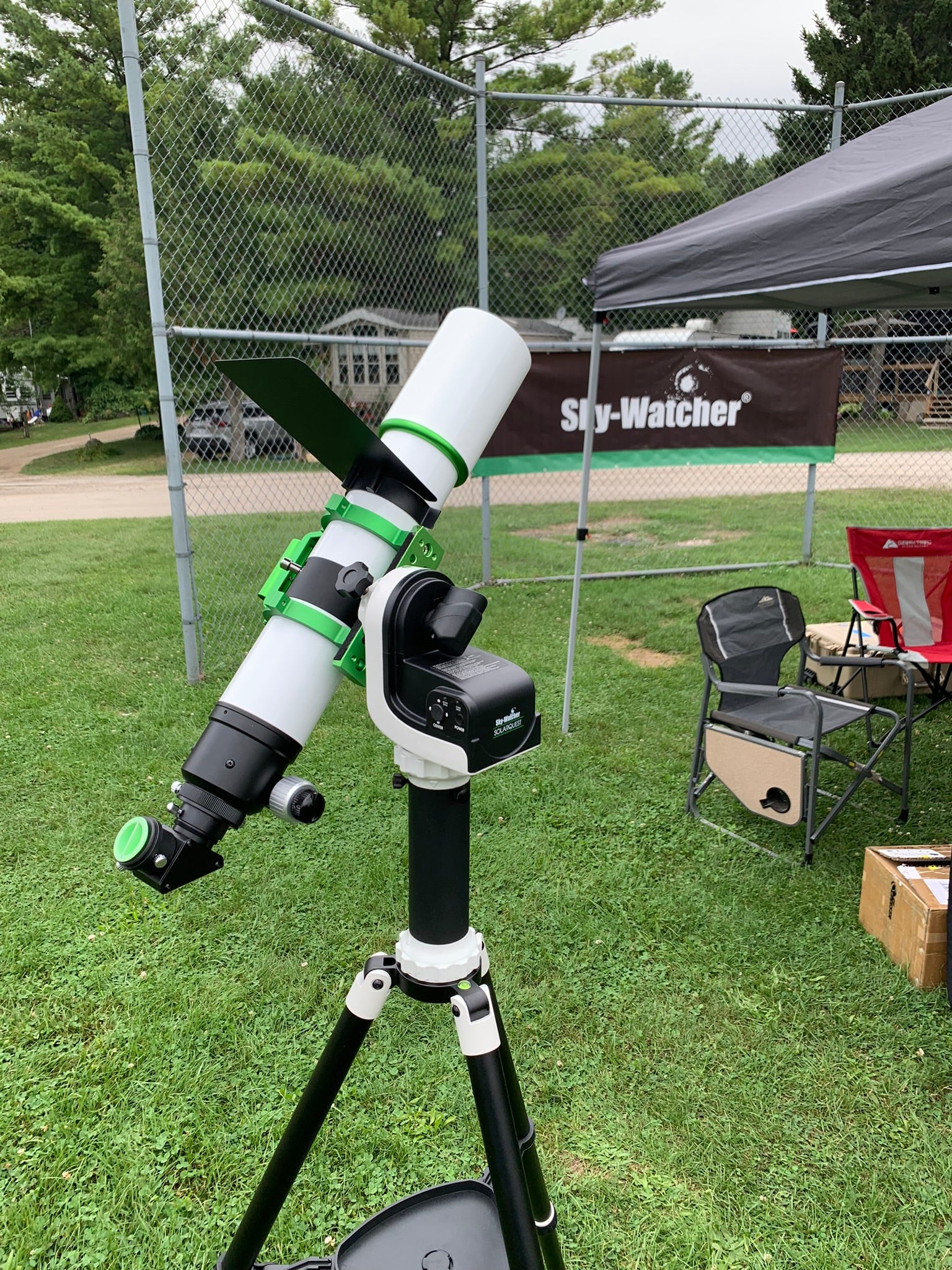 Heliostar 76 H-Alpha Solar Telescope / SolarQuest Mount Kit - Image 9